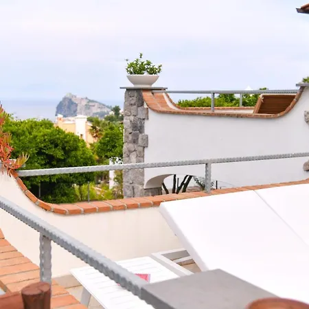 Relais Maison De Charles Bed & Breakfast